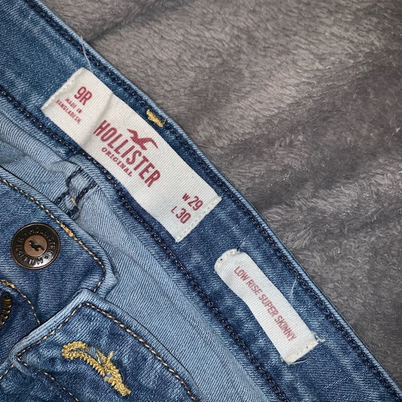 Hollister Jeans - Picture 3 of 7